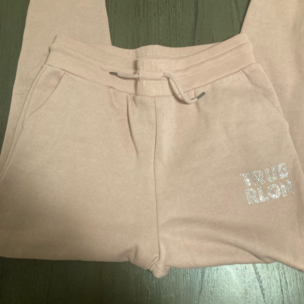 True Religion - Picture 2 of 4